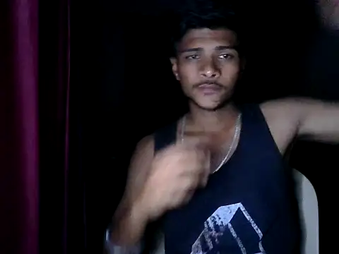 Snapshot of xrealcam699 chatting on March 12, 2026, 5:08 pm xrealcam699 online show from March 12, 2026, 5:08 pm