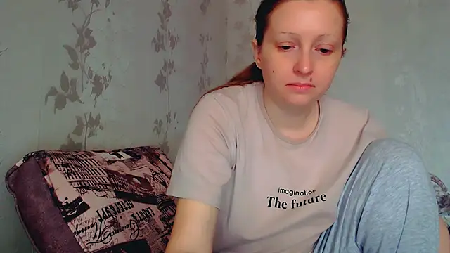 CrystallAngel online show from February 1, 2026, 11:31 am