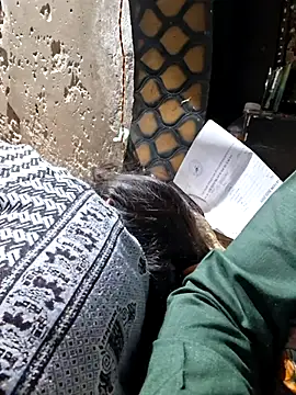 Snapshot of Radhacpl9528 chatting on February 18, 2026, 9:55 pm Radhacpl9528 online show from February 18, 2026, 9:55 pm