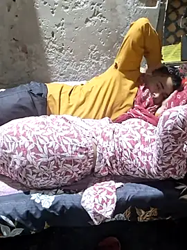 Snapshot of Radhacpl9528 chatting on April 12, 2026, 4:34 pm Radhacpl9528 online show from April 12, 2026, 4:34 pm