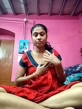 Hooghlypinkivabi online show from February 3, 2026, 12:54 pm