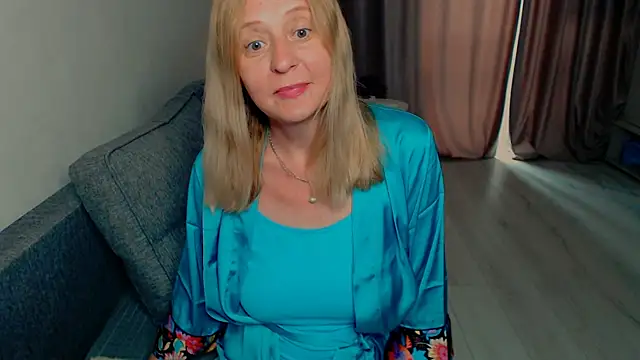 Snapshot of MiLenaMilf chatting on June 28, 2026, 7:25 am MiLenaMilf online show from June 28, 2026, 7:25 am