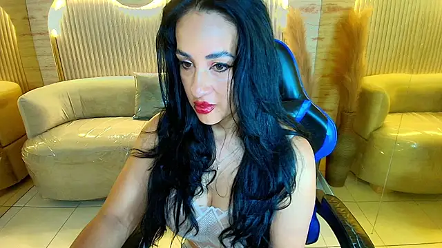 charlotte r  online show from January 8, 2026, 3:42 am