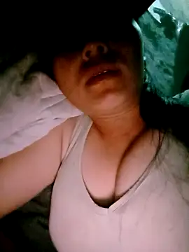 DIANAKUTE online show from April 18, 2026, 10:21 pm