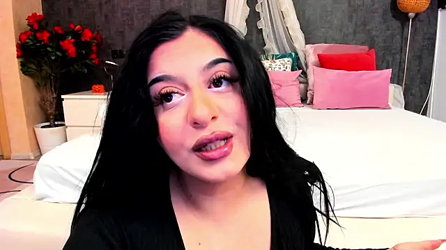 NayaNoirX online show from February 11, 2026, 7:19 pm