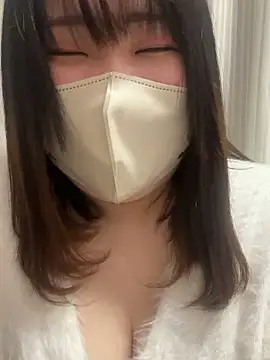 Mikami 00122 online show from April 21, 2026, 1:06 pm