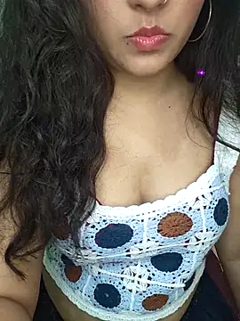 Snapshot of Saumyy chatting on March 4, 2026, 3:07 pm Saumyy online show from March 4, 2026, 3:07 pm