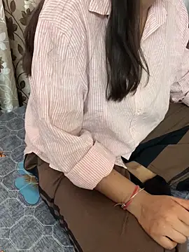 Snapshot of geetanjali_singh chatting on May 2, 2026, 12:32 pm geetanjali singh online show from May 2, 2026, 12:32 pm