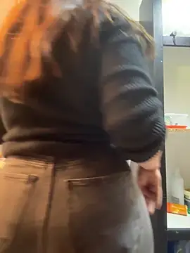 lele202526 online show from April 9, 2026, 6:46 pm