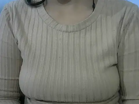 Snapshot of hot-riyyaaa chatting on January 10, 2026, 7:48 pm hot-riyyaaa online show from January 10, 2026, 7:48 pm