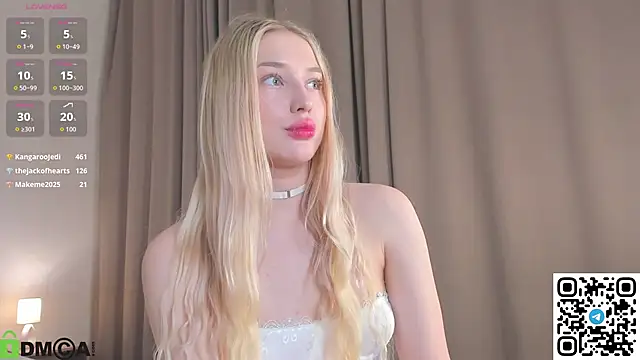 ChloeAlba online show from February 15, 2026, 7:51 am