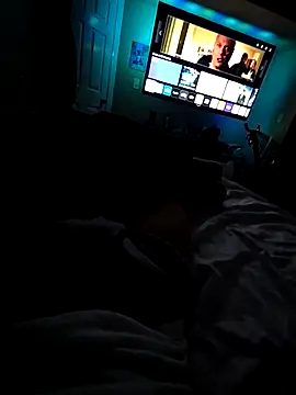 HoofedCylinder online show from March 19, 2026, 6:17 am