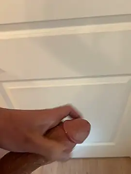 jasons1234 online show from April 19, 2026, 4:39 pm