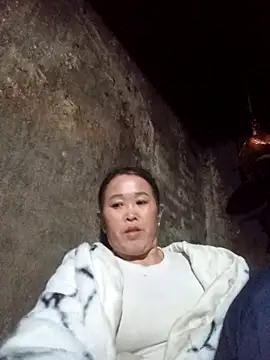 dakota-kis online show from March 8, 2026, 2:10 pm