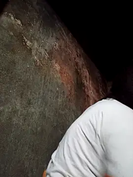 dakota-kis online show from April 2, 2026, 10:29 pm