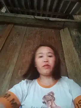 dakota-kis online show from April 3, 2026, 10:35 am