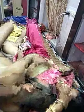 hornycouple20000 online show from February 26, 2026, 4:06 pm