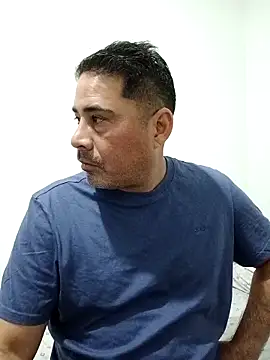 Snapshot of Piscis46 chatting on February 18, 2026, 4:03 pm Piscis46 online show from February 18, 2026, 4:03 pm