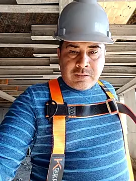 Snapshot of Piscis46 chatting on May 11, 2026, 3:51 pm Piscis46 online show from May 11, 2026, 3:51 pm