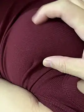 Snapshot of duyenem2k chatting on March 11, 2026, 9:37 am duyenem2k online show from March 11, 2026, 9:37 am