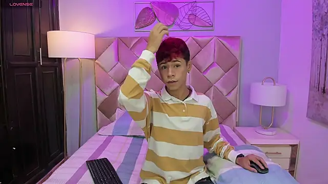 Snapshot of Dante_x06 chatting on January 7, 2026, 11:56 am Dante x06 online show from January 7, 2026, 11:56 am