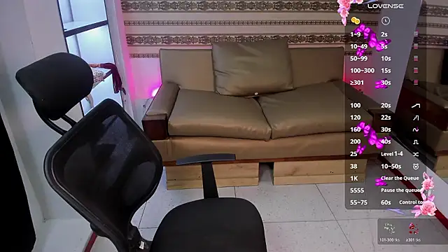 xxximena angels  online show from February 7, 2026, 7:17 pm