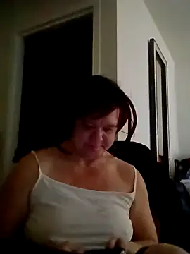 Sexyykay8 online show from February 12, 2026, 5:19 pm