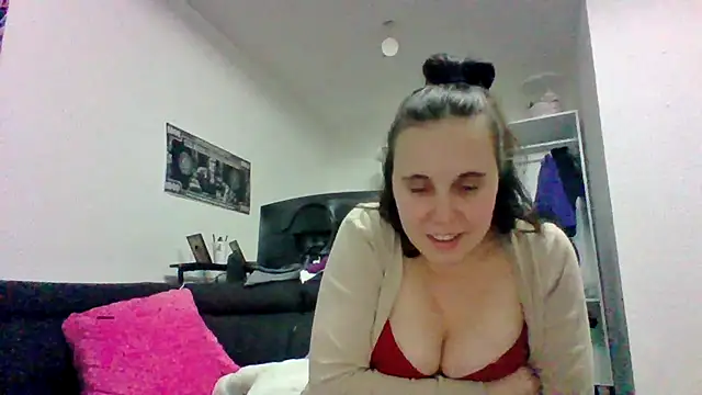 mor anal2000 online show from February 11, 2026, 7:52 pm