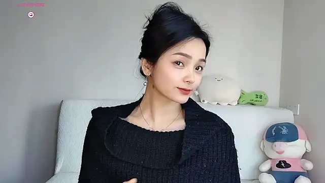 -J-o-y- online show from January 13, 2026, 2:28 am