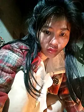 Hiniyk2 online show from January 16, 2026, 11:20 pm