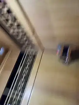 Hiniyk2 online show from March 3, 2026, 1:39 pm