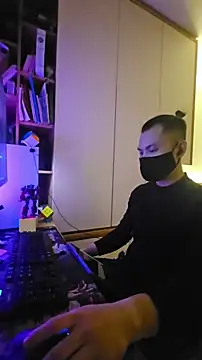 OnlyHand9x online show from February 2, 2026, 3:33 pm