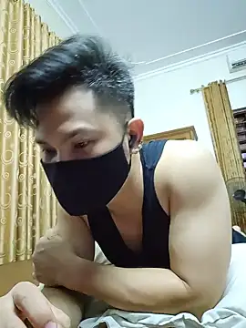 Snapshot of OnlyHand9x chatting on June 30, 2026, 4:52 pm OnlyHand9x online show from June 30, 2026, 4:52 pm