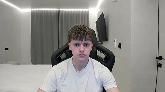 bonekoambalabu online show from April 13, 2026, 6:57 pm