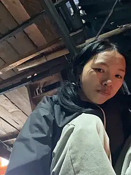 nanaa71 online show from February 13, 2026, 3:57 am