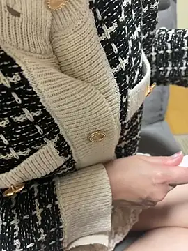 maonyan6 online show from April 14, 2026, 1:44 am