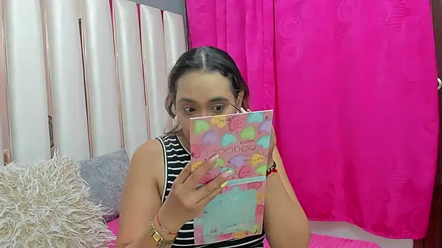 Snapshot of IsabelaAcosta chatting on February 9, 2026, 1:26 pm IsabelaAcosta online show from February 9, 2026, 1:26 pm