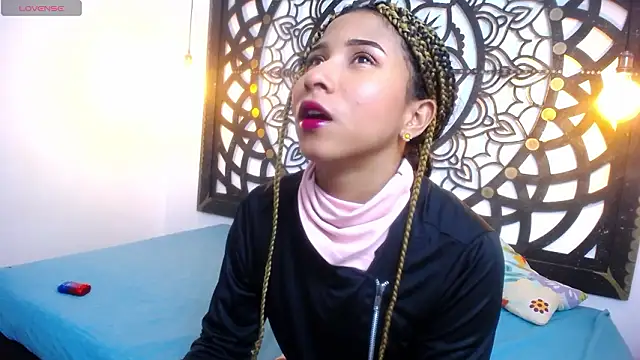 Snapshot of salome_willianss chatting on February 3, 2026, 1:38 pm salome willianss online show from February 3, 2026, 1:38 pm