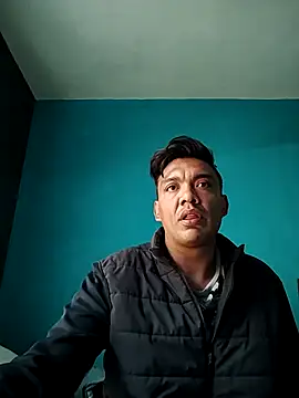 Snapshot of latinomoreno95 chatting on January 31, 2026, 7:34 pm latinomoreno95 online show from January 31, 2026, 7:34 pm