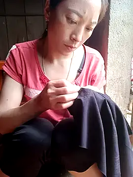 muamua99 online show from April 19, 2026, 2:44 am