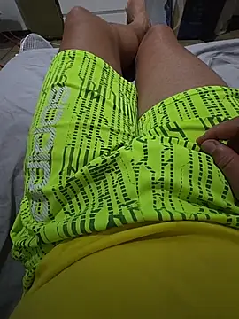 Snapshot of Henrytsuzuki chatting on July 18, 2026, 9:51 pm Henrytsuzuki online show from July 18, 2026, 9:51 pm