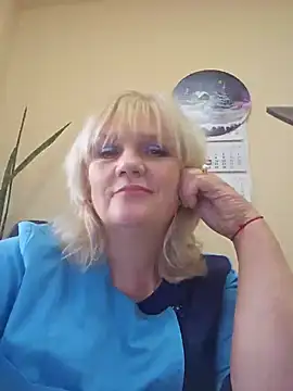 AliceStar333 online show from February 13, 2026, 12:56 pm