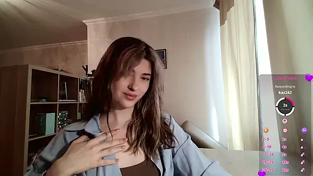 Dia DeAmas online show from March 10, 2026, 12:21 pm