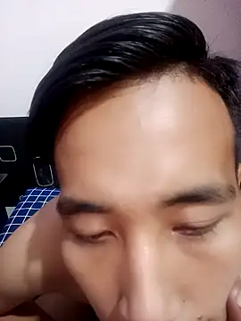 Reynalx online show from February 18, 2026, 6:42 am