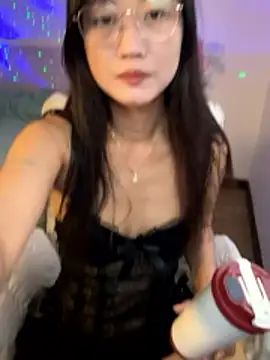 AnnieLi888 online show from January 14, 2026, 8:42 am