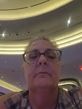 HotAzMilf online show from April 6, 2026, 4:57 am