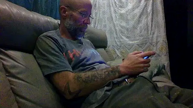 tittycum3636 online show from February 11, 2026, 7:02 am