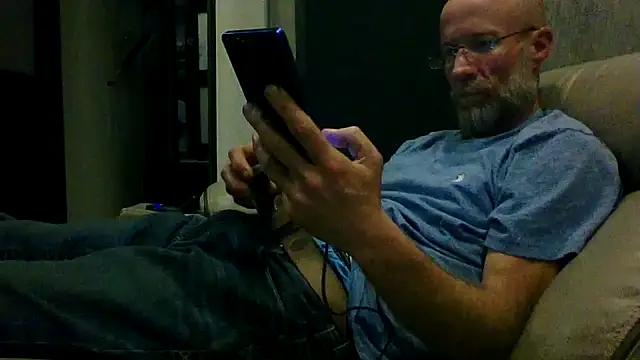 tittycum3636 online show from February 14, 2026, 7:16 am