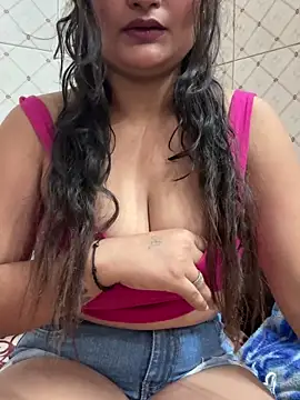 Snapshot of Curvy_Anaya chatting on June 8, 2026, 11:43 am Curvy Anaya online show from June 8, 2026, 11:43 am