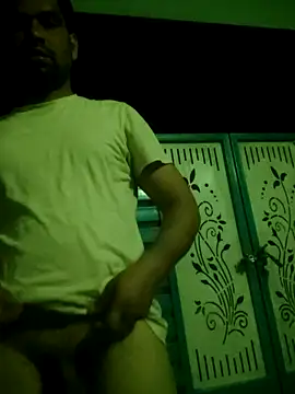 sevanty77 online show from February 25, 2026, 11:47 pm